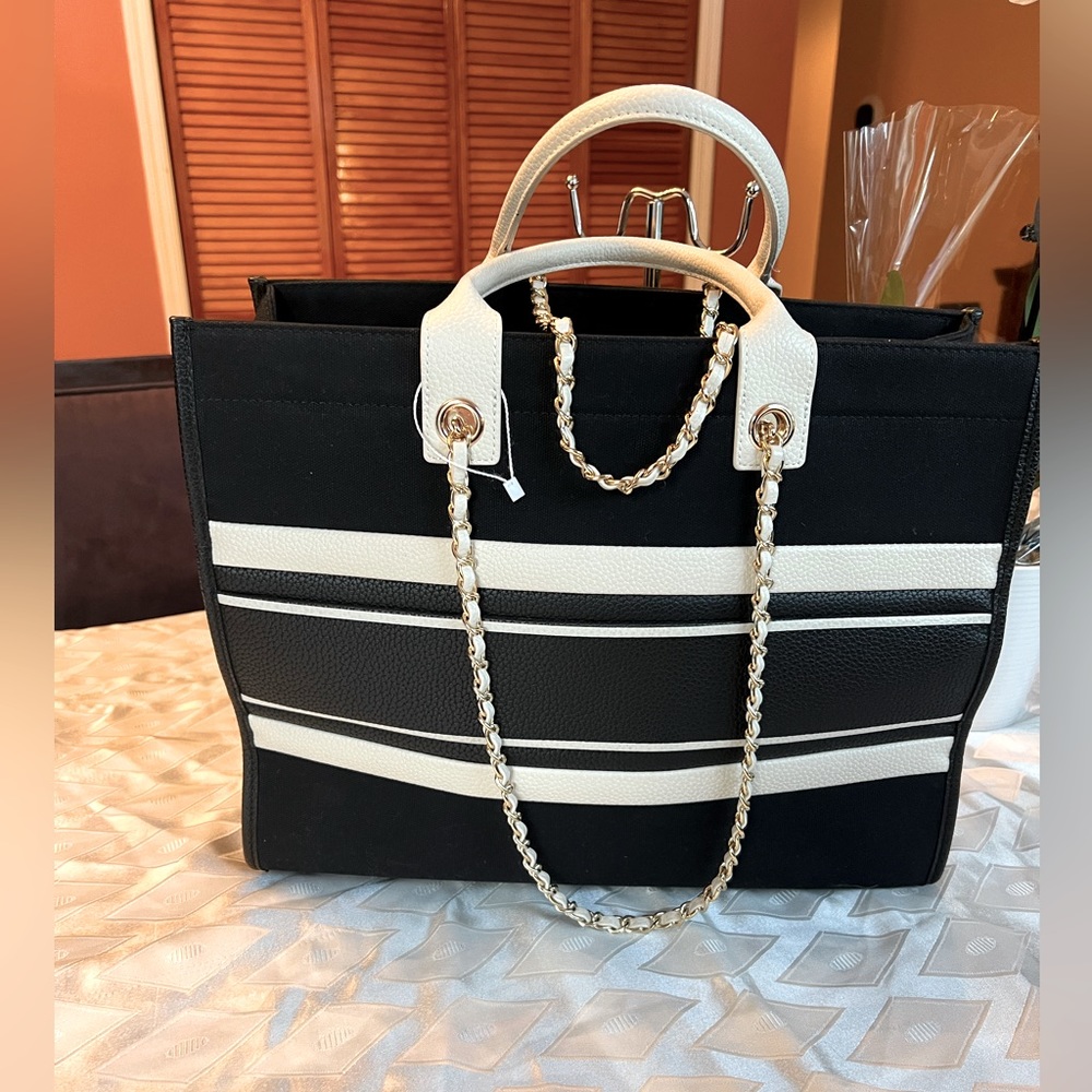 Abbott Lyon Bag